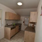 Mey Apartment *